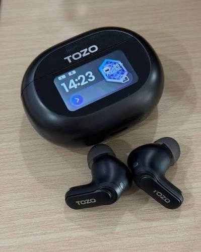 AeroSound Pro Wireless Headphones